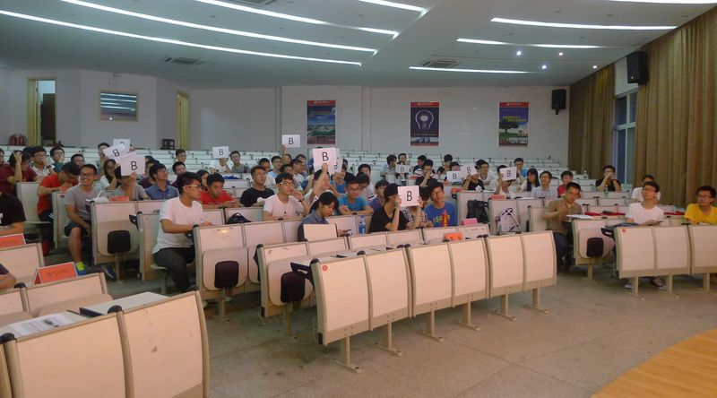 20170519-伟德(bevictor)官方网站本科党支部举行党史知识竞赛2 - 副本